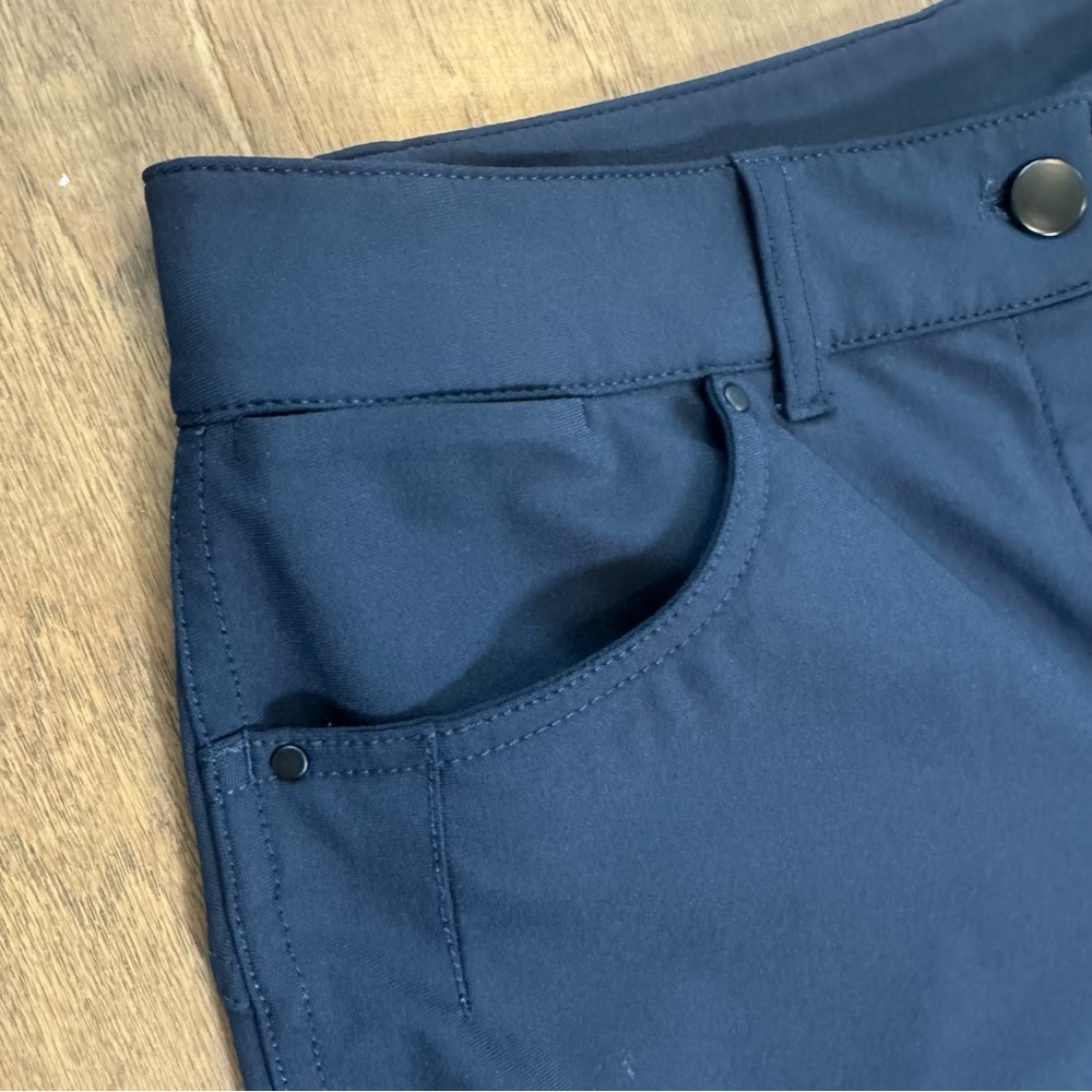 Lululemon Navy Blue 7/8 Golf Pants - Picture 6 of 10